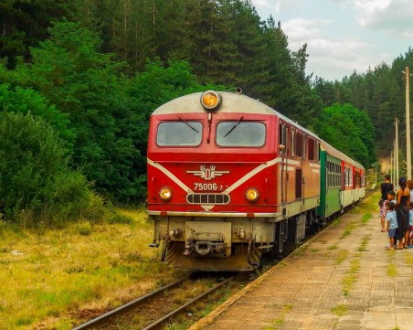 Атракция за туристите! Създадоха железопътен аудиотур по маршрута на Родопската теснолинейка