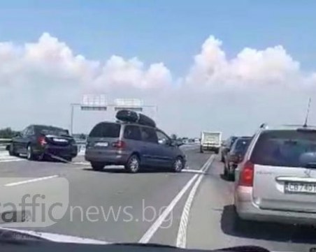 Зверска тапа на АМ Тракия край Пловдив! Движението се отбива СНИМКИ+ВИДЕО