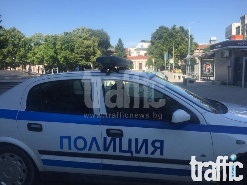 Трима борци заплашвали с нож чужденци на Слънчев бряг и ги обирали, заловиха ги