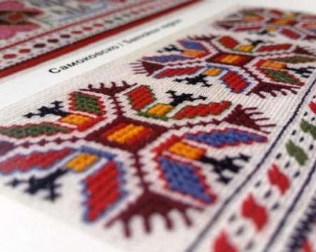 Докосване до древна хубост в Пловдив! Българската шевица оживява в модерни дрехи