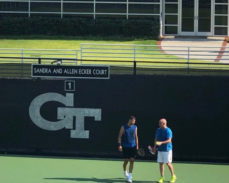 Нов треньор? Гришо тренира с легендата Агаси в Атланта
