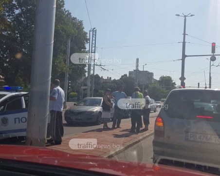 Верижна катастрофа затапи Цариградско шосе СНИМКА