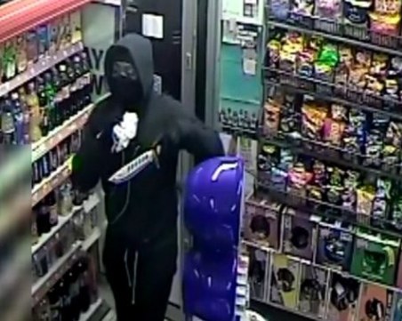 Дете обра супермаркет, 43 години по-късно се разкая СНИМКА