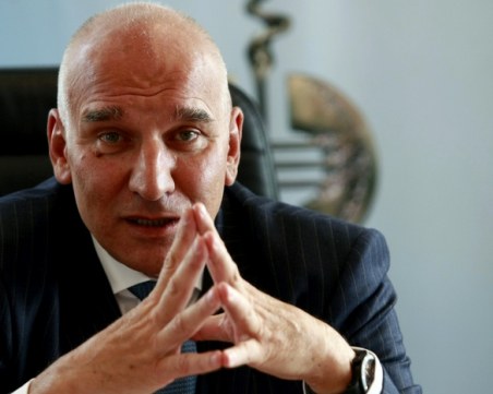 Хампарцумян: Няма да приемем еврото по-рано от 2025 година