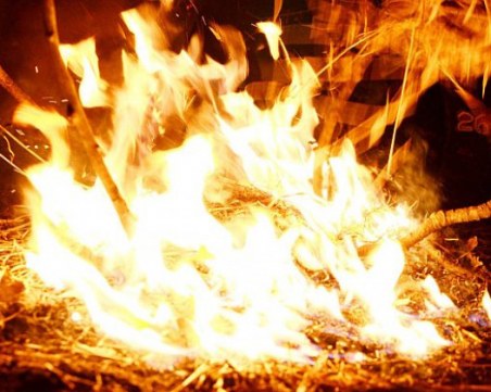 Време е за Чурлига, Пърлига и Марина Огнена! Никаква работа и палене на огън!