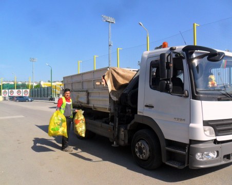 В Коматево ще събират жълти чували от врата на врата