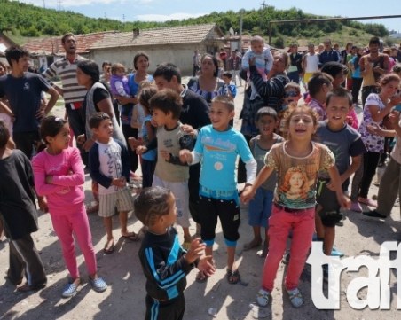 Български ромчета - новите роби в Италия