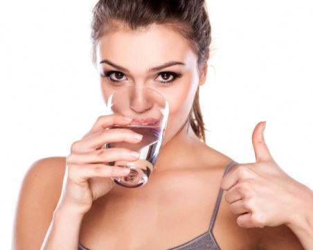 Какво да пием през лятото, за да не пълнеем?