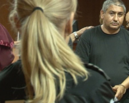 Рецидивист се предаде 10 дни, след като уби момче на пътя