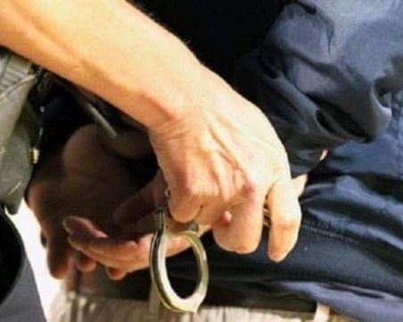 Закопчаха транспортен бос от Пловдив и двамата му гардове за контрабанда на Слънчака СНИМКИ