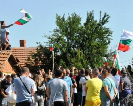 Животновъди от цялата страна излизат на протест