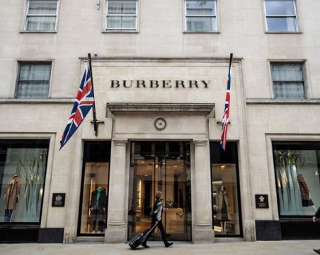 Луксозната марка Burberry изгори непродадени стоки за над 28 млн. паунда