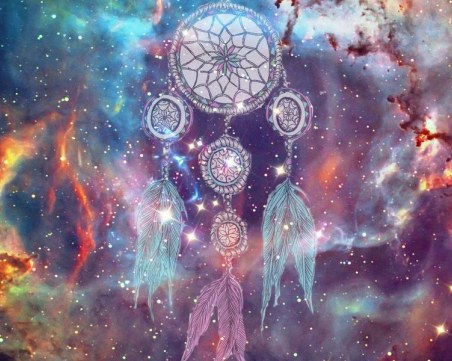 Намислете си число от 1 до 12 и вижте късмета си за август