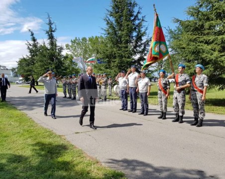 Президентът следи внимателно процесите с чумата по животните, изчаква преди да се намеси