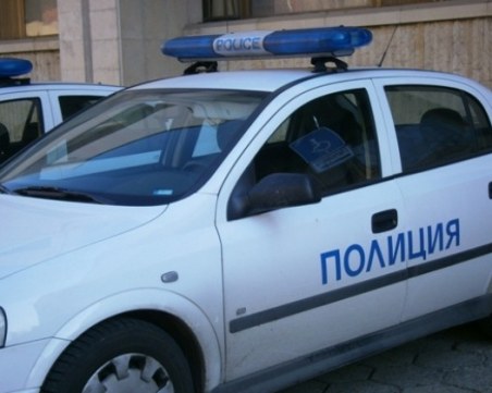 Акция в КАТ: Арестуваха полицаи, незаконно търгували с автомобили