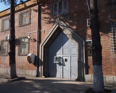 Задържаните надзиратели били опитни служители