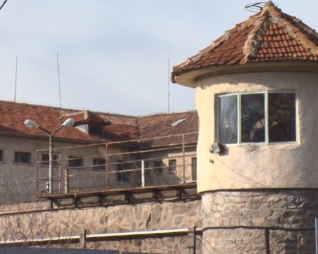 Затворник опита да избяга от затвора в Пазарджик