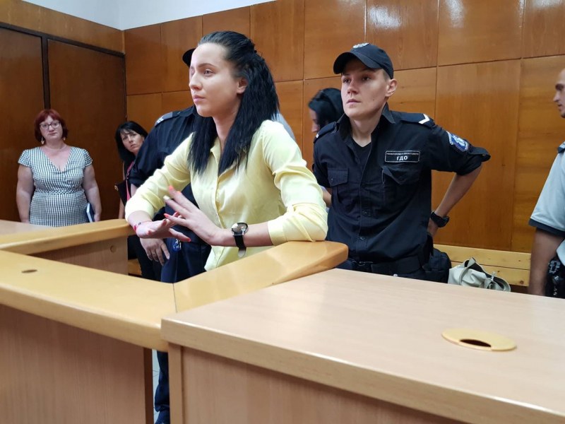 Съдът остави Габриела в ареста след финт на прокуратурата ВИДЕО