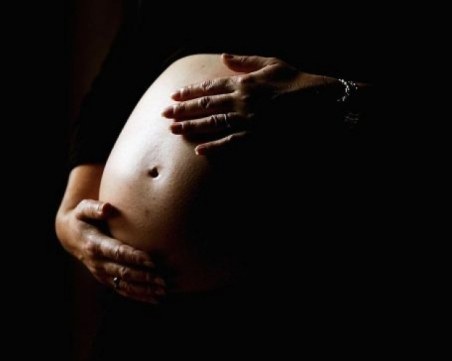 Десетки шведки забременяха заради... мобилно приложение