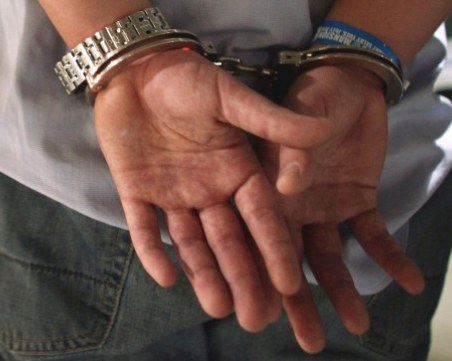 Арестуваха мъж, удушил с перде самотен инвалид