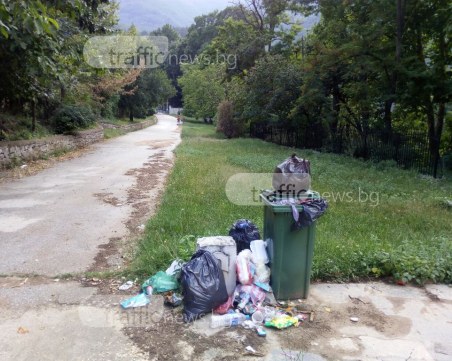 Боклуци заливат района на Бачковския манастир СНИМКИ