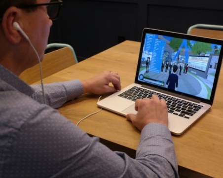 Компания за $610 млн. няма офис, а 13 000 служители работят на виртуален остров