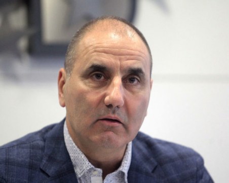 Цветанов за евтанизацията на животни: Действията на правителството бяха правилни