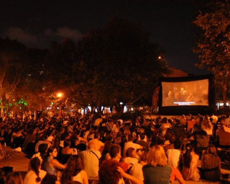 Започва кино на открито в Пловдив! Яна Маринова специален гост