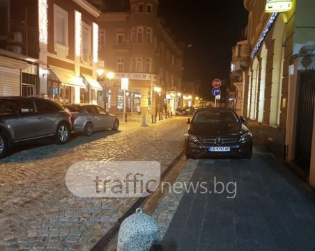 Кой вдига чистачките на колите на 