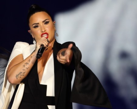 Деми Ловато е в болница след свръхдоза хероин