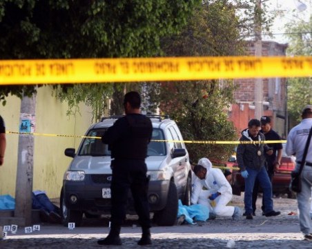 Рекорд! 11 000 убийства в Мексико заради наркотрафика само за месеци