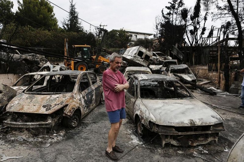 Жертвите от бедствието в Гърция вече са 74! Има и пострадала българка