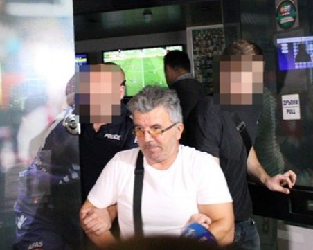 Стрелецът в столичния подлез се оказа бивш полицай СНИМКА