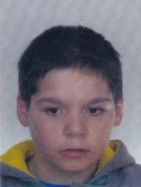 14-годишният Тошко изчезна, издирват го СНИМКА