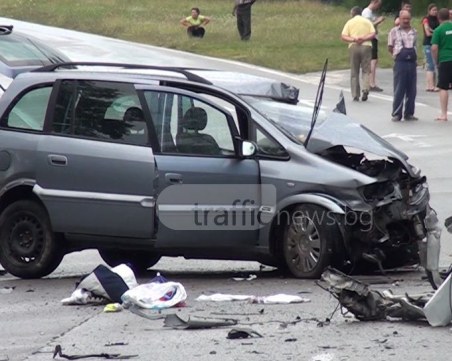 38-годишен е загиналият след зверското меле до Розино, две деца са в болница СНИМКИ+ВИДЕО