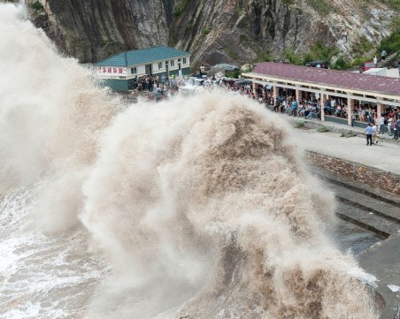 Отмениха над 150 полета в Япония заради приближаващ тайфун