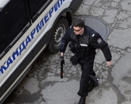 Двама арменци са задържани за стрелбата в Кършияка