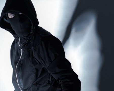 Арменци с криминални досиета безчинстват в Пловдив! Защо държавата ги търпи?