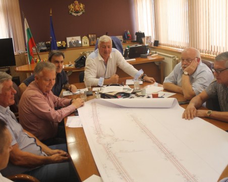 Нищят детайли по три важни за Пловдив пътни проекти