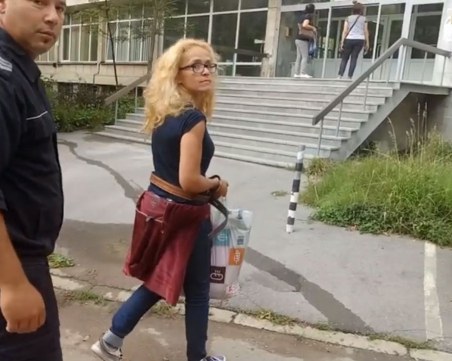 Иванчева излезе от ареста, но влезе в болница
