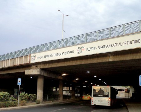 Промяна: Сега-засега подлезът на “Гладстон“ остава отворен! Рейсовете обаче са с нови курсове