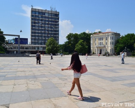 Дават Партийния дом за опера, след построяването на нова сграда за Общината СНИМКИ