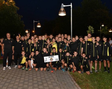 Децата на Ботев жънат победи на турнир в Македония