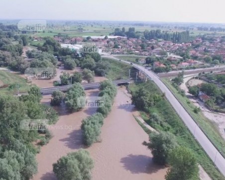 Катуница пред частично бедствено положение, ниви са залети СНИМКИ+ВИДЕО от ДРОН