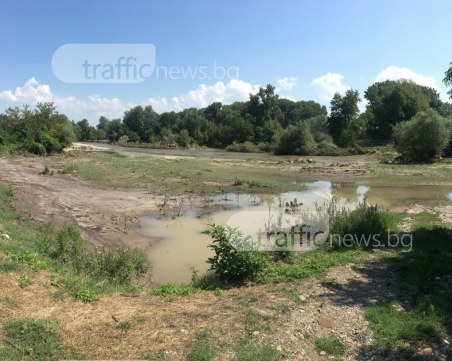 Нивото на река Чая край Катуница постепенно се нормализира СНИМКИ+ВИДЕО