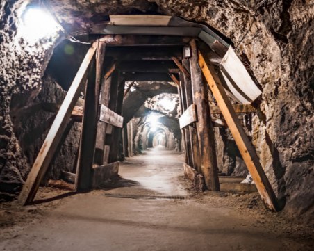 Нов пик: Най-скъпият ценен метал в света ще поскъпне още