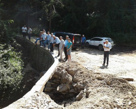 След бедствието край Пловдив: движението пуснато, но търсят пари за цялостно възстановяване СНИМКИ