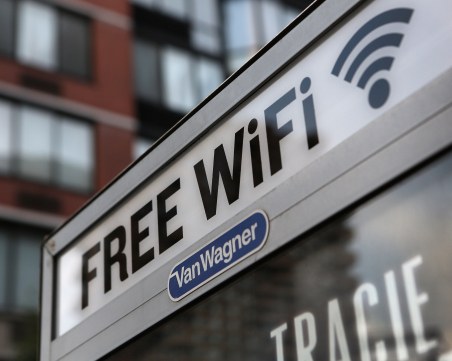 Как безопасно да ползвате публична Wi-Fi мрежа?