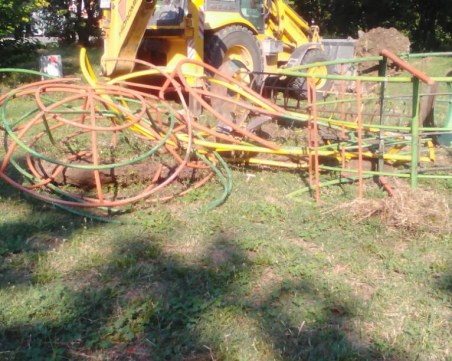 Премахнаха опасни детски катерушки в Кършияка СНИМКИ