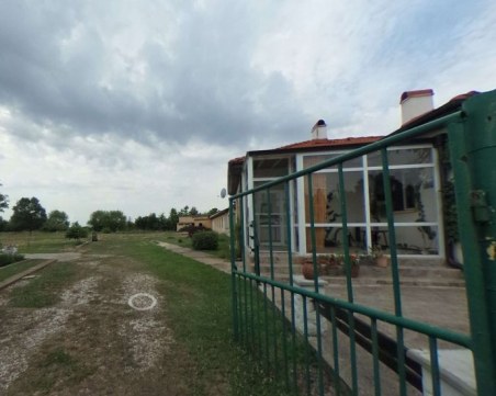 Продават огромна база близо до Пловдив, направиха атрактивно 360-градусово заснемане СНИМКИ